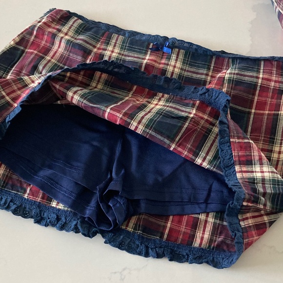 Plaid Button-Up Crop Top - Picture 8 of 9